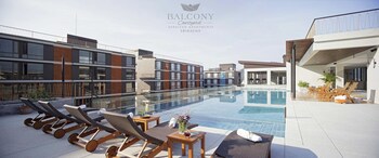 Balcony Courtyard Sriracha Hotel Serviced Apartmen