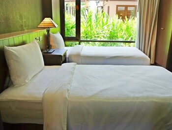 Balcony Courtyard Sriracha Hotel Serviced Apartmen