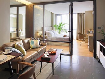 Balcony Courtyard Sriracha Hotel Serviced Apartmen