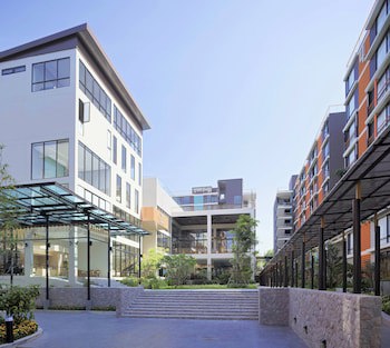 Balcony Courtyard Sriracha Hotel Serviced Apartmen
