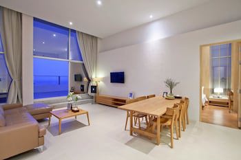 Balcony Seaside Sriracha Hotel & Serviced Apartments