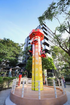 Balcony Seaside Sriracha Hotel & Serviced Apartments