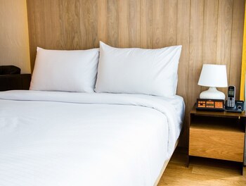 Balcony Seaside Sriracha Hotel & Serviced Apartments