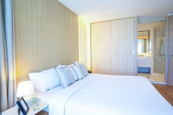 Balcony Seaside Sriracha Hotel & Serviced Apartments