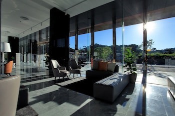 Balcony Seaside Sriracha Hotel & Serviced Apartments