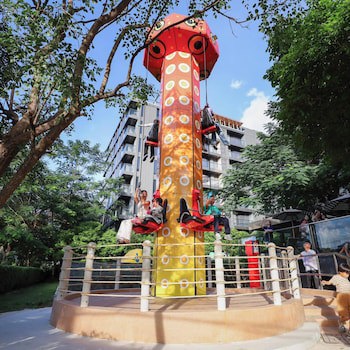 Balcony Seaside Sriracha Hotel & Serviced Apartments