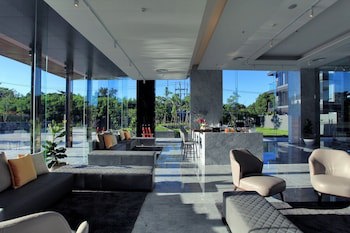 Balcony Seaside Sriracha Hotel & Serviced Apartments