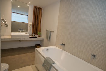 Hotel Somadevi Angkor Boutique And Resort