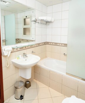 Al Raya Hotel Apartment