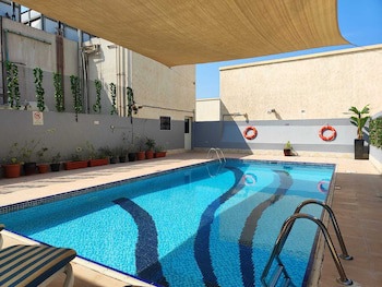 Al Raya Hotel Apartment