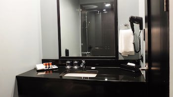 Amelie Hotel Manila