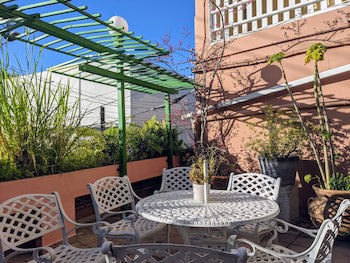 San Jorge Hotel & Hostel