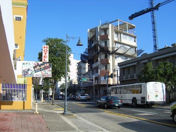 San Jorge Hotel & Hostel