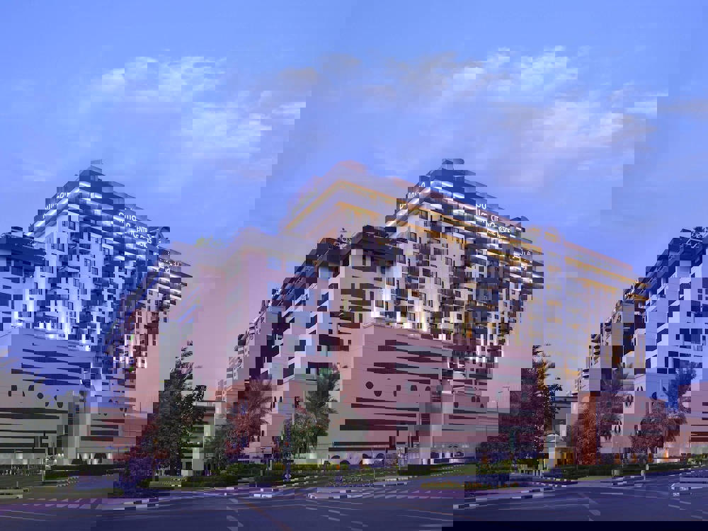 Pullman Dubai Creek City Centre Residences