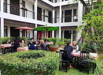296 The Radtanaiya Residence