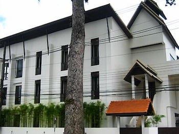 296 The Radtanaiya Residence