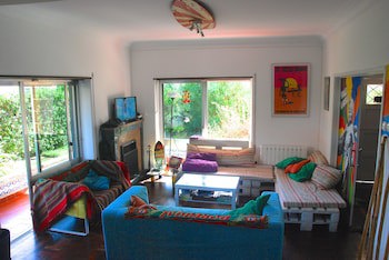 Carcavelos Surf Hostel