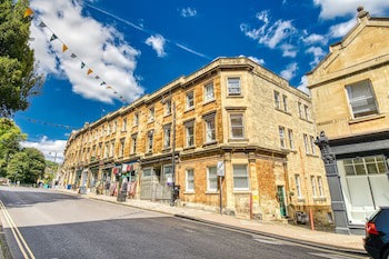 Ghar Homes - Bath City Centre Cosy Retreat