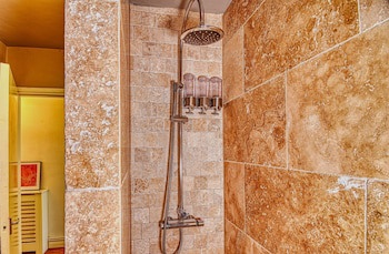 Ghar Homes - Bath City Centre Cosy Retreat