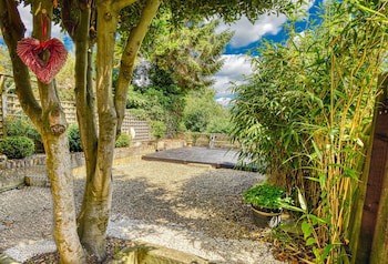 Ghar Homes - Bath City Centre Cosy Retreat