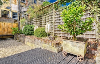 Ghar Homes - Bath City Centre Cosy Retreat