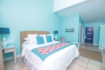 Blue Lagoon Hotel & Marina