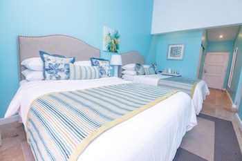 Blue Lagoon Hotel & Marina