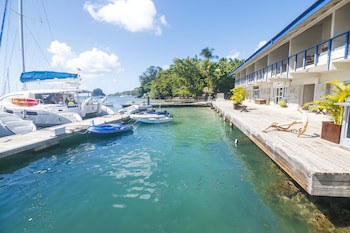 Blue Lagoon Hotel & Marina