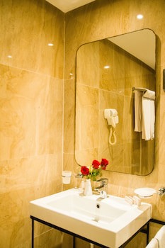 Samarons Hotels