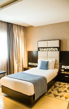 Samarons Hotels