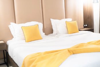 Samarons Hotels