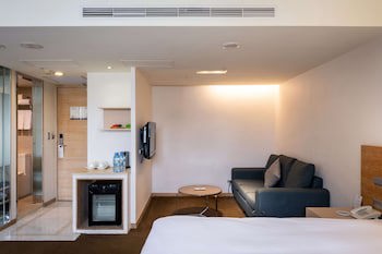 Beacon Hotel