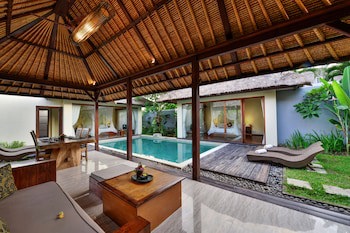 Avery Le Nixsun Villas By Waringin Hospitality