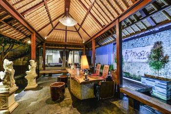 Avery Le Nixsun Villas By Waringin Hospitality