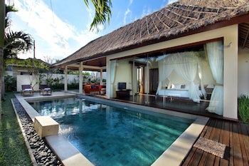 Avery Le Nixsun Villas By Waringin Hospitality