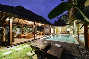 Avery Le Nixsun Villas By Waringin Hospitality