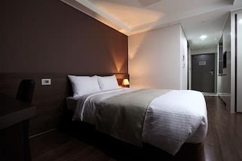 Isikaltin Hotel