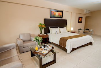 El Angolo Hotel Piura