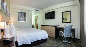 Hampton Inn By Hilton Silao-Aeropuerto Bajio