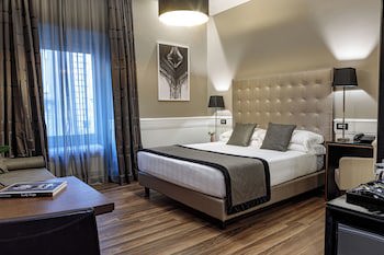 The Independent Suites galeri fotoğrafı