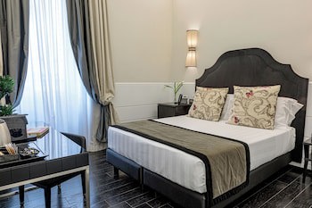 The Independent Suites fotoğrafı