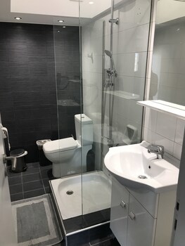 Atlantis Hotel
