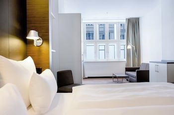 Motel One Prague-Florentinum fotoğrafı