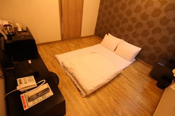La Feliz Hotel Csm