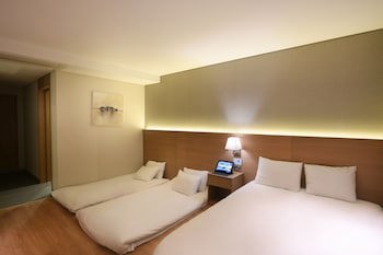 Astar Hotel