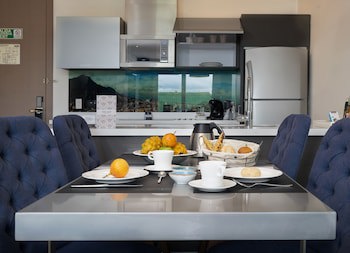 100 Luxury Suites By Preferred
