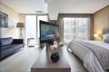 100 Luxury Suites By Preferred