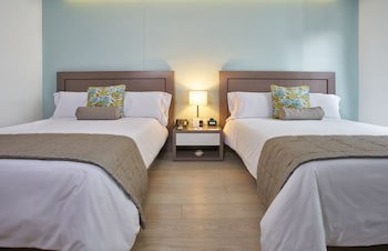 100 Luxury Suites By Preferred