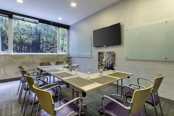 100 Luxury Suites By Preferred