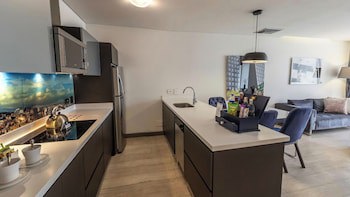 100 Luxury Suites By Preferred